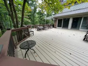 Deck and Fence Staining